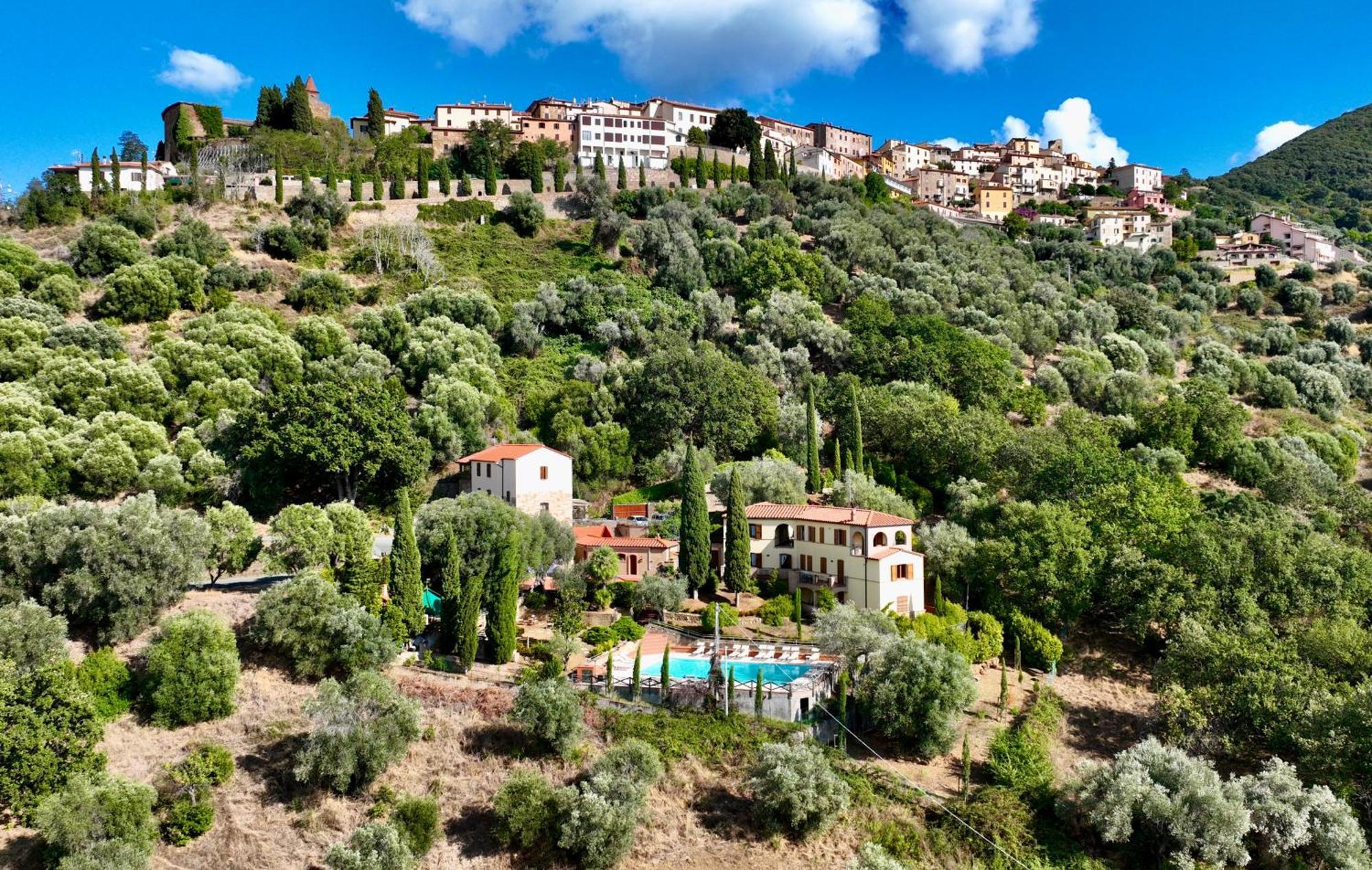 Madonna Del Poggio Cav Aparthotel Scarlino Εξωτερικό φωτογραφία