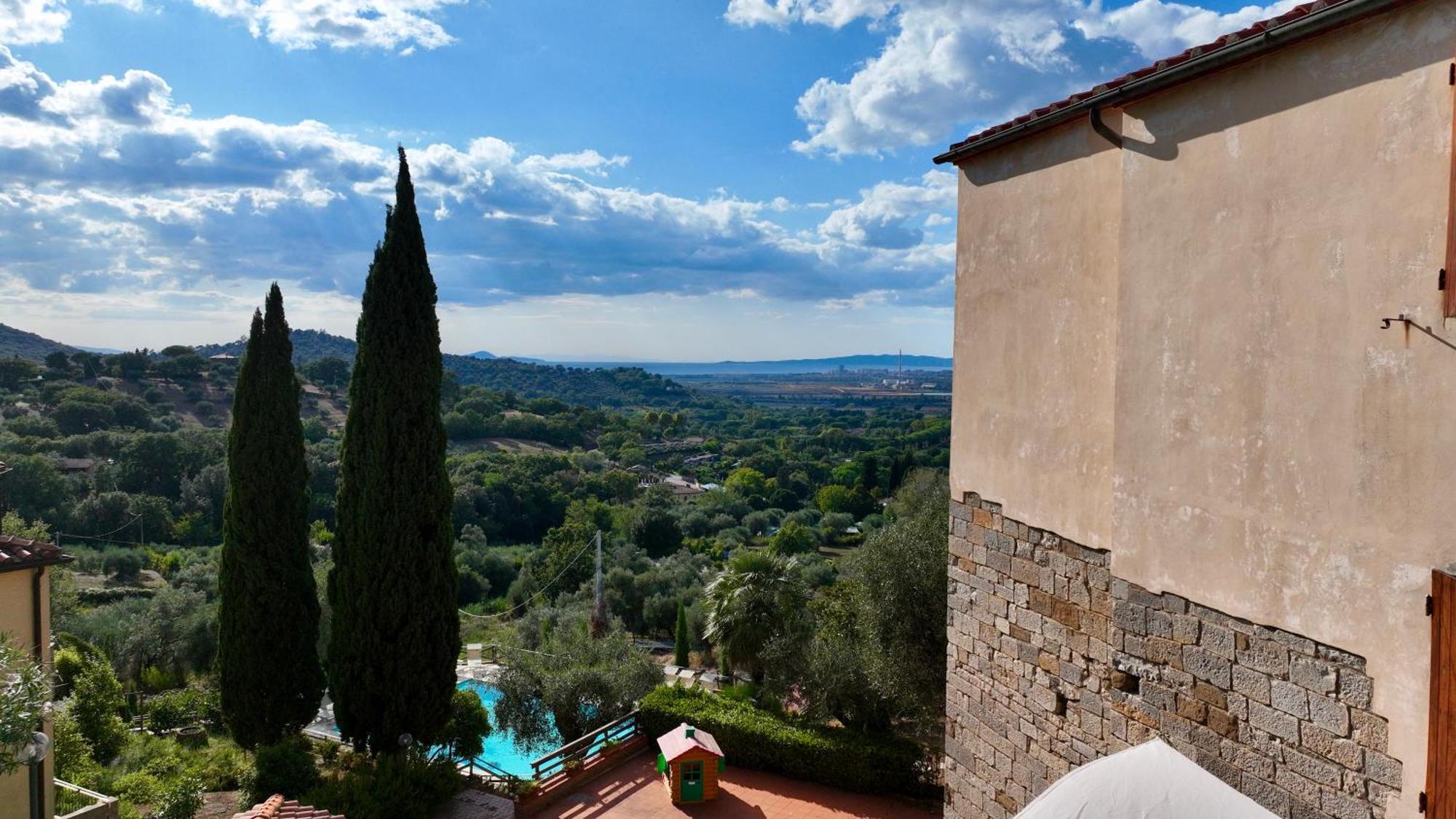 Madonna Del Poggio Cav Aparthotel Scarlino Εξωτερικό φωτογραφία