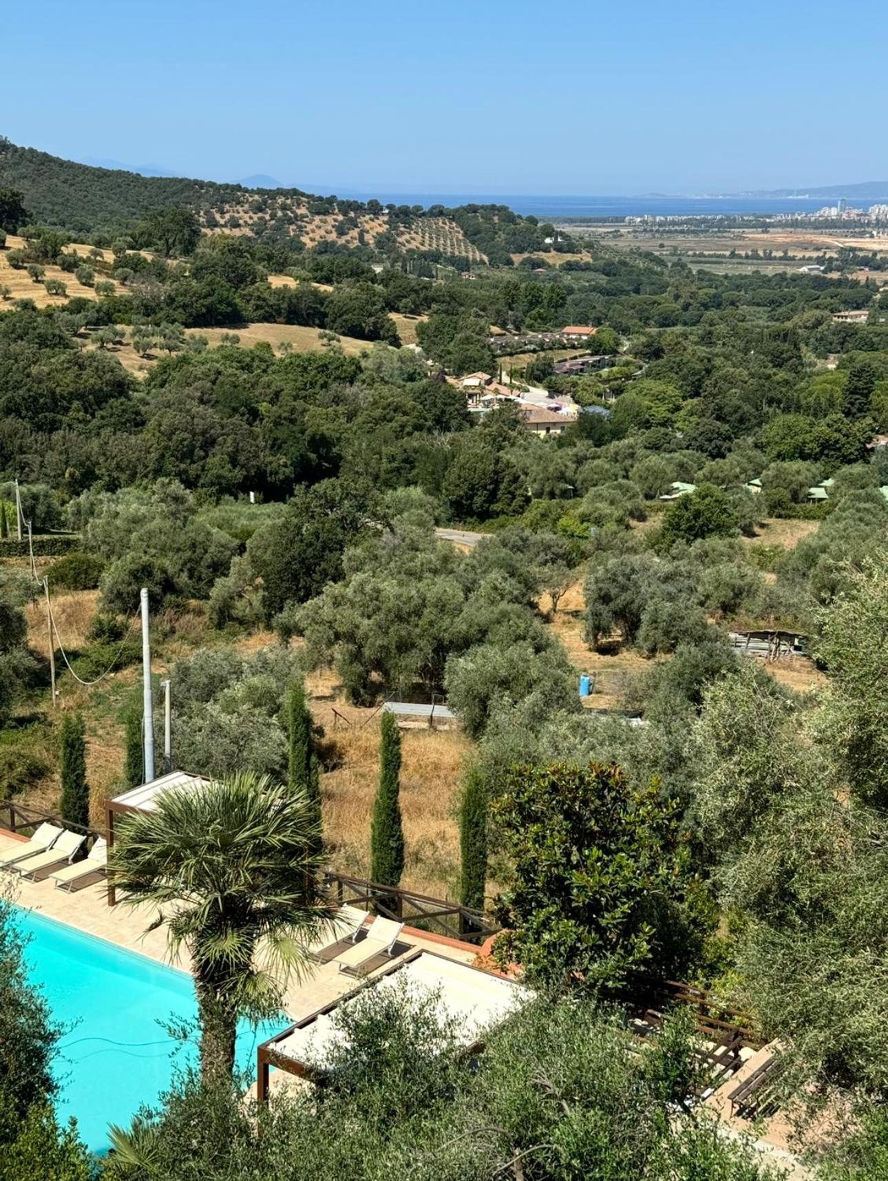 Madonna Del Poggio Cav Aparthotel Scarlino Εξωτερικό φωτογραφία